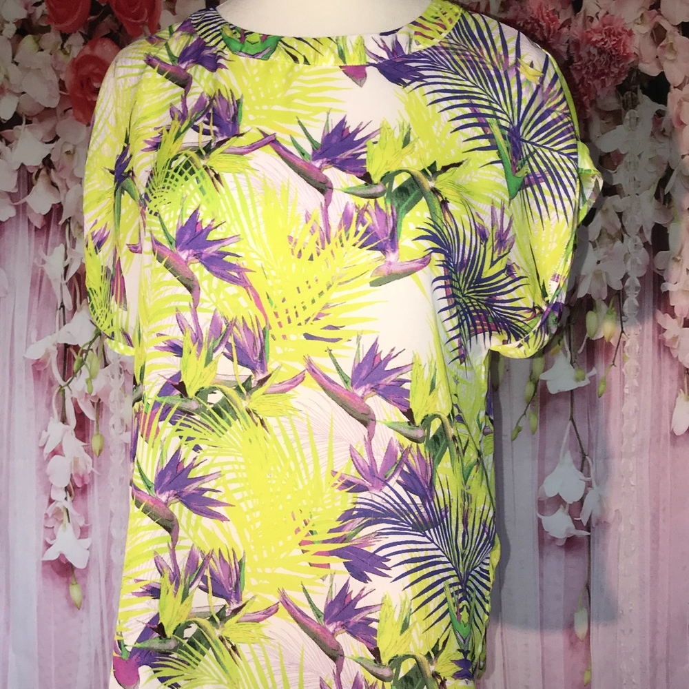 Jennifer Lopez Bright Floral Fern/birds 🌹